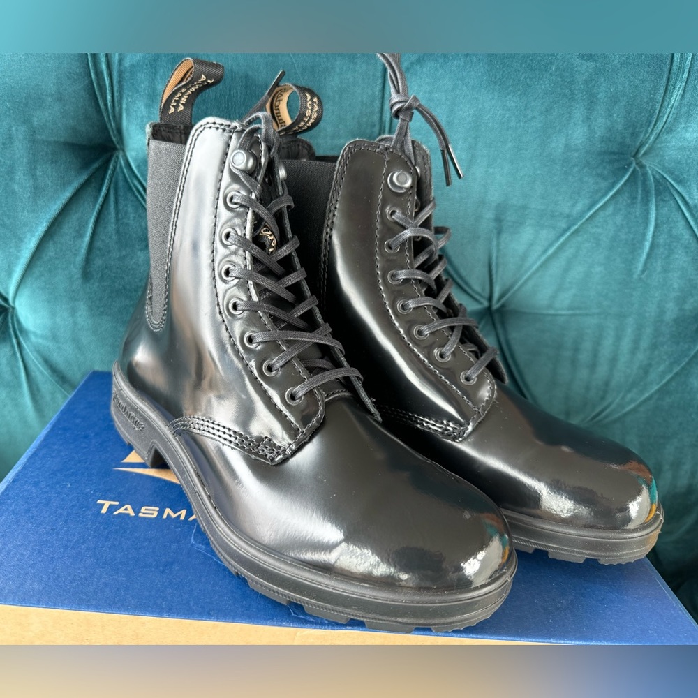 Blundstone Lace Up Gore Boots in Black Brush US size 7.5 (AU4.5) Free People